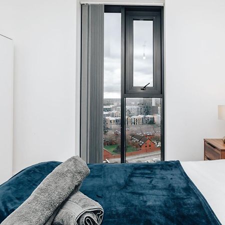 Luxury 2 Bedroom Apartment, Broad Street Birmingham Luaran gambar
