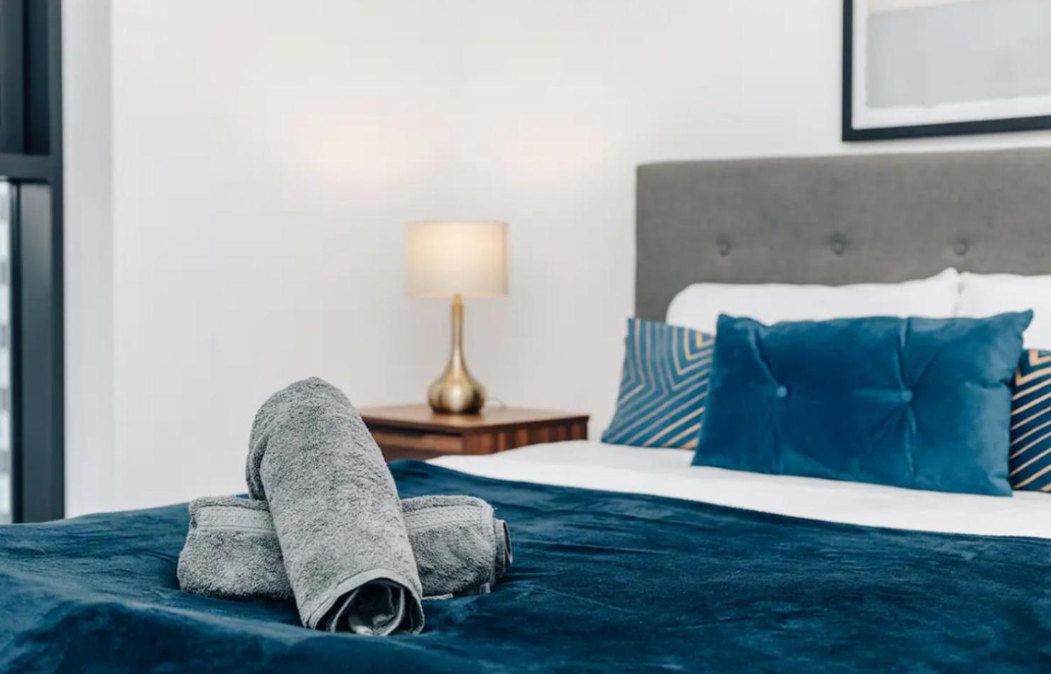 Luxury 2 Bedroom Apartment, Broad Street Birmingham Luaran gambar