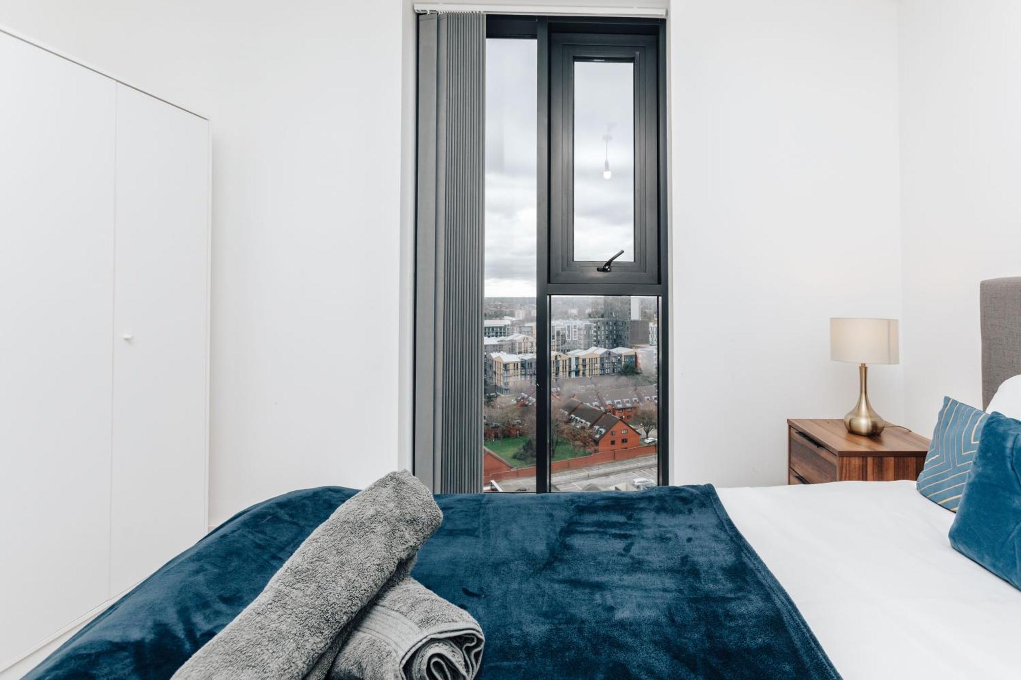 Luxury 2 Bedroom Apartment, Broad Street Birmingham Luaran gambar